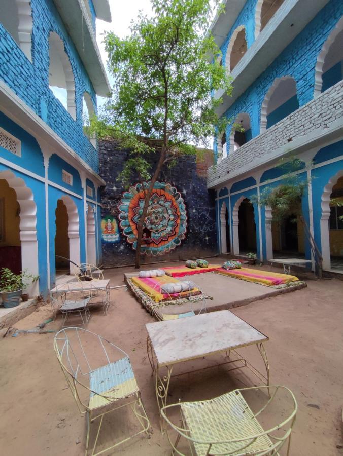 Hide-In Pushkar Hostel Екстериор снимка